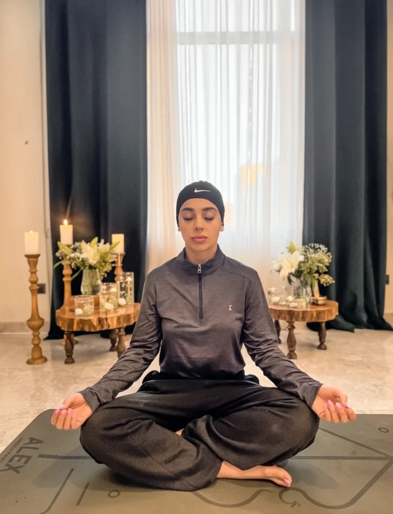 مجموعه تخصصی ماساژ و یوگا فرشته پویا - کلاس یوگا خصوصی بزرگسال