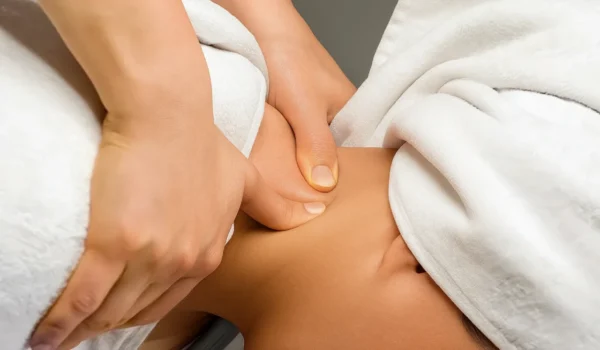 فرشته پویا رزرو خدمات تخصصی ماساژ در یوسف آباد