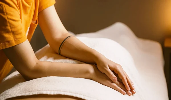 فرشته پویا رزرو خدمات تخصصی ماساژ در یوسف آباد - ماساژ ترکیبی